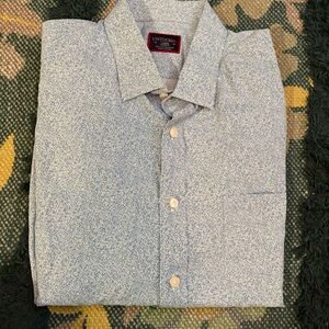Untuckit short sleeve button down shirt blue and white Large
